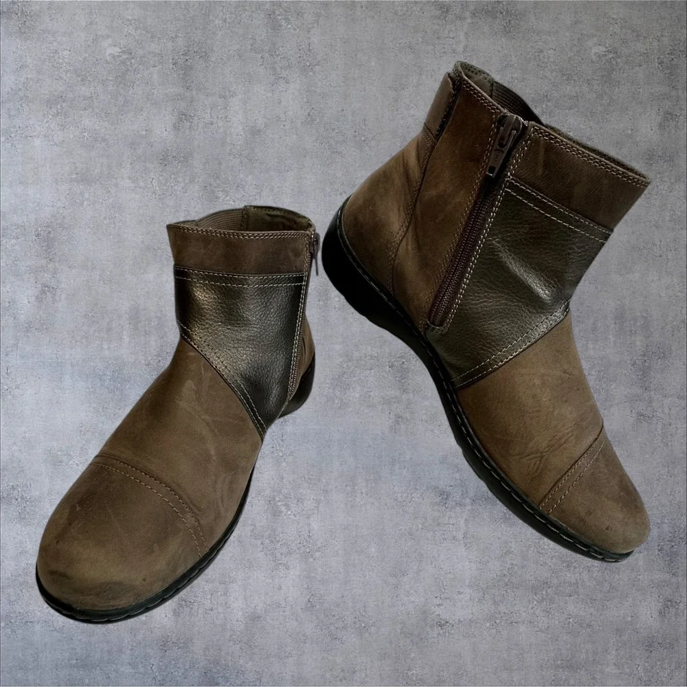 Clarks‎ Collection Cora Tropic Ankle Boots Womens 8.5 Brown Leather Suede